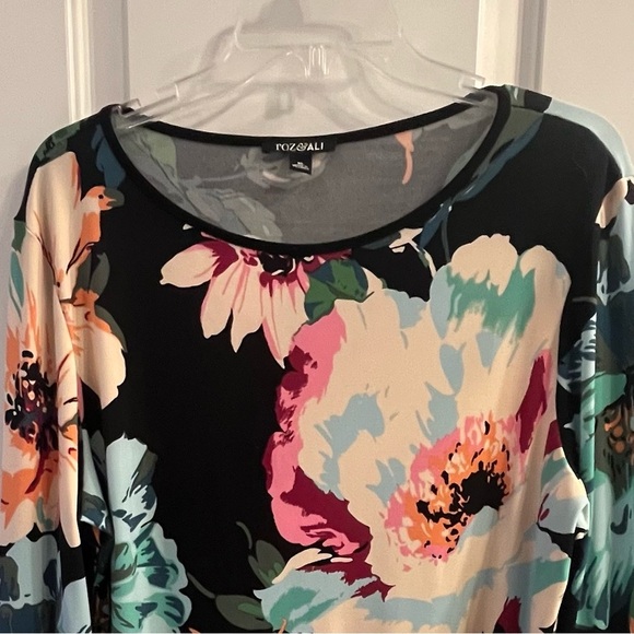 EUC! Stunning!  Roz & Ali Black Floral midi dress with Bell Sleeves - Picture 7 of 12